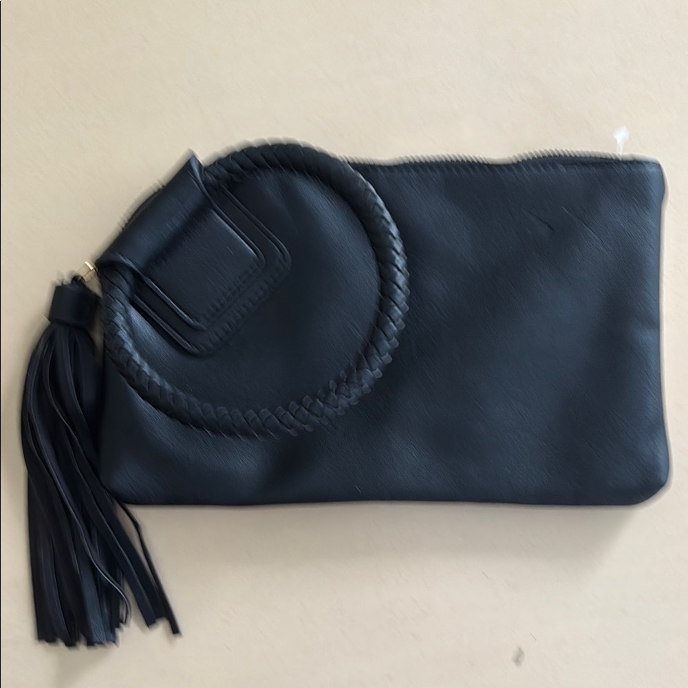 NEW Elegant Black Clutch with Tassel